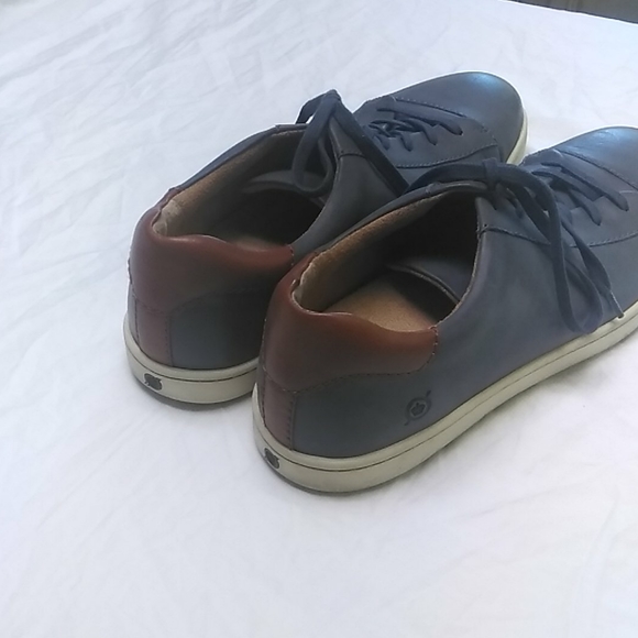 Men's Born Leather Sneaker - Picture 3 of 5